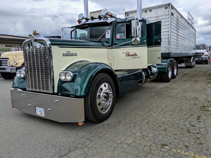 Illustration for article titled BC Vintage Truck & Hotrod Show